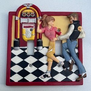 NWT Happy Days Decorative Light Plate